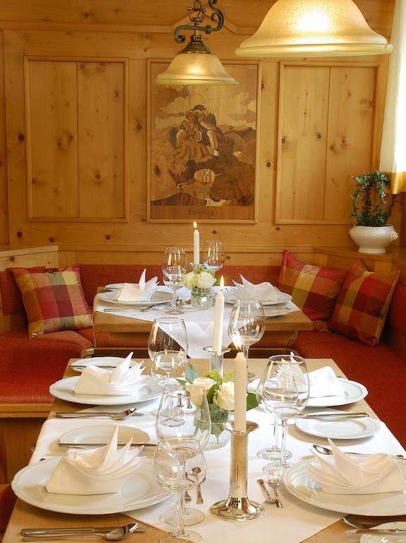 Landgasthof Und Hotel Weisser Lowe Eckental Екстер'єр фото