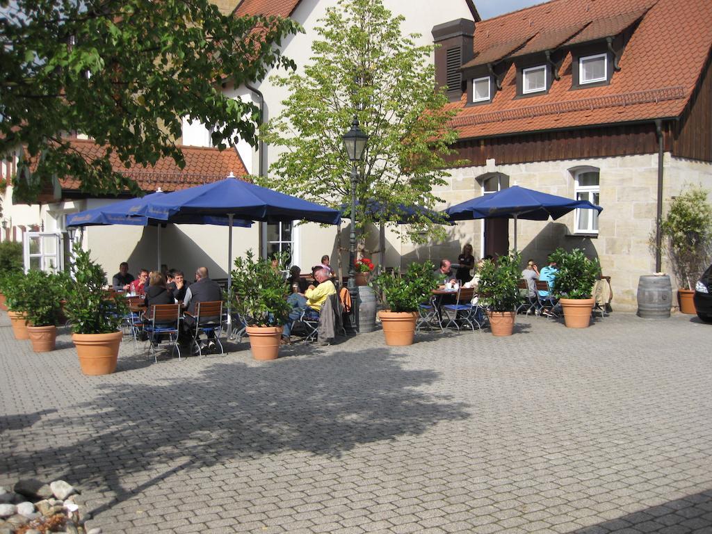 Landgasthof Und Hotel Weisser Lowe Eckental Екстер'єр фото