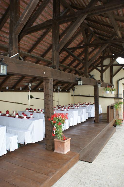 Landgasthof Und Hotel Weisser Lowe Eckental Екстер'єр фото