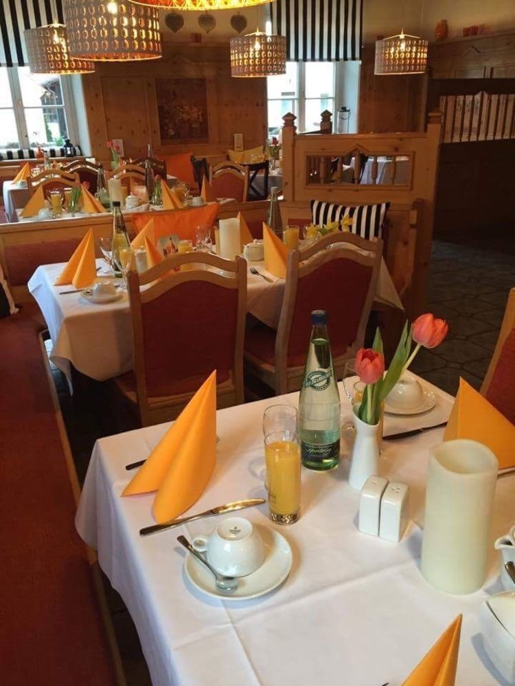 Landgasthof Und Hotel Weisser Lowe Eckental Екстер'єр фото
